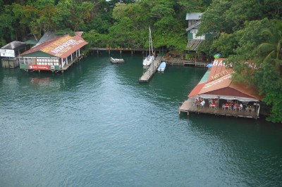 Backpacker Hostel von der Brücke aus